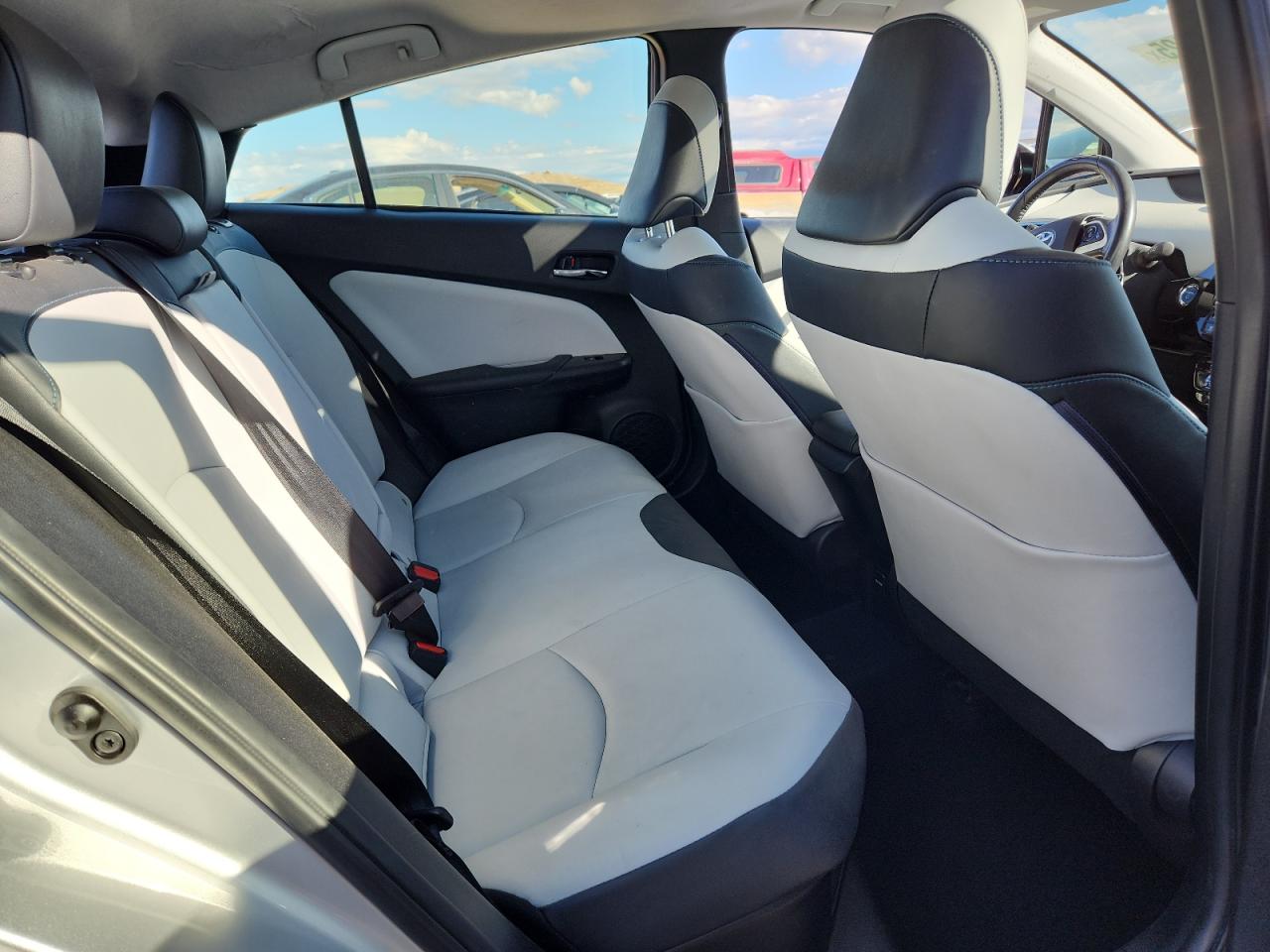 Toyota Prius Image 7