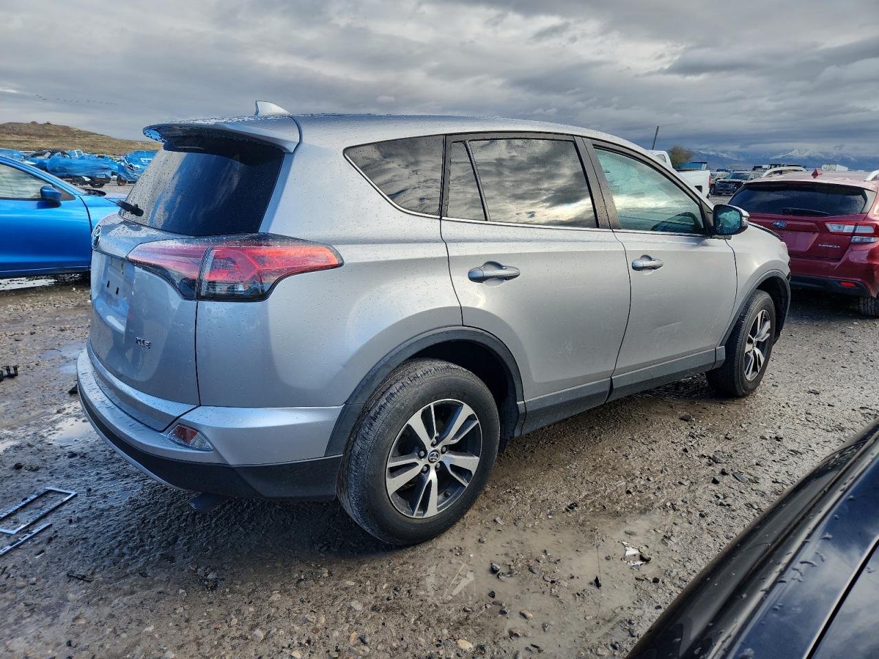 Toyota RAV4 Adventure Image 12
