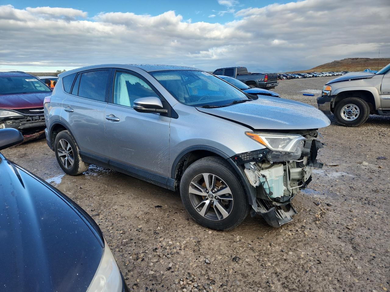 Toyota RAV4 Adventure Image 4