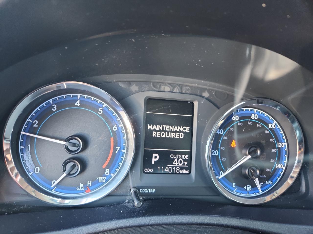 Toyota Corolla L Image 8