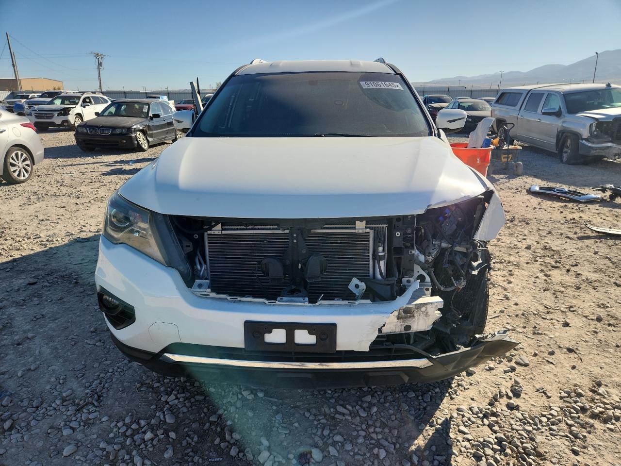 Nissan Pathfinder S Image 14