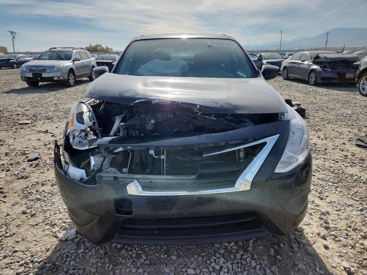 Nissan Versa S Image 2