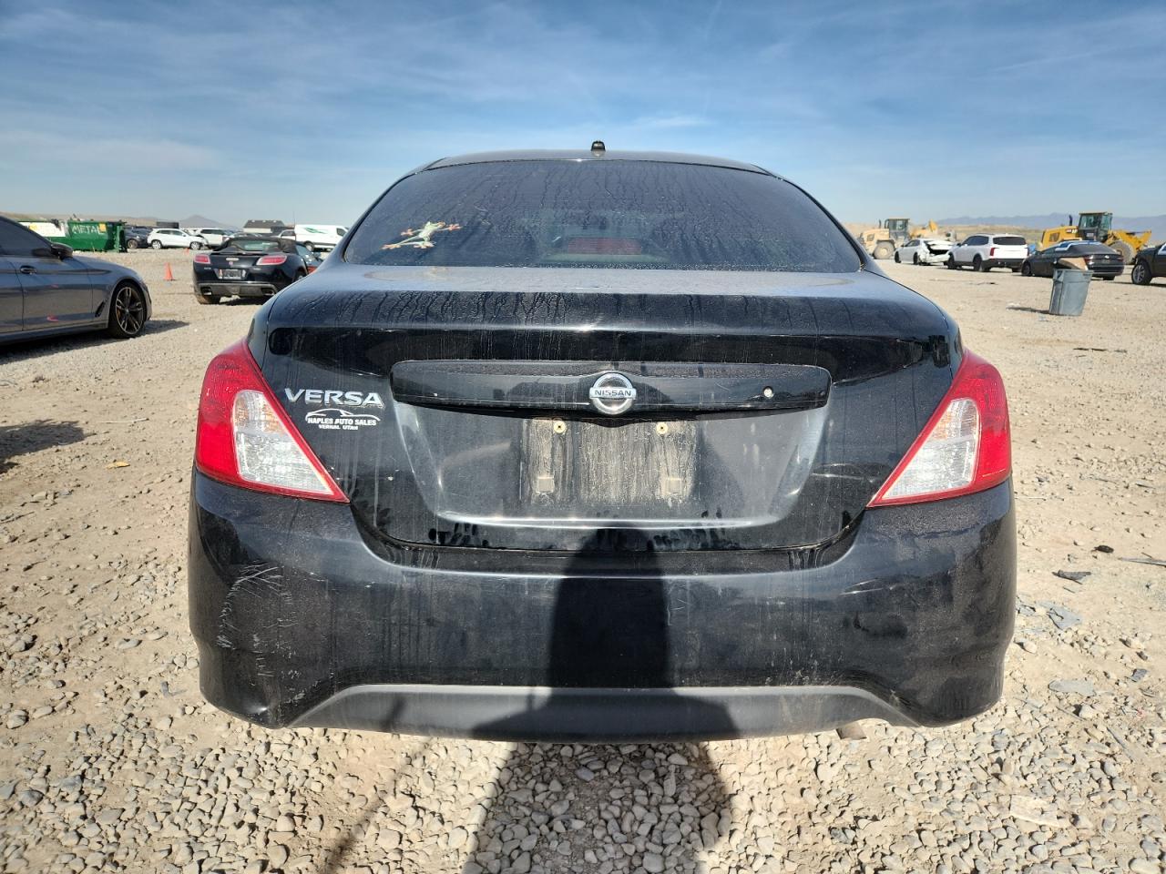 Nissan Versa S Image 4