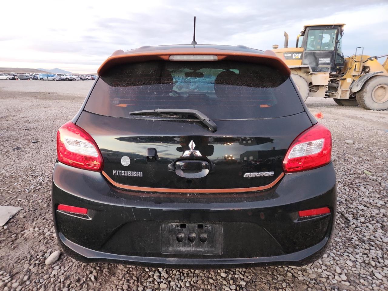 Mitsubishi Mirage Es Image 6