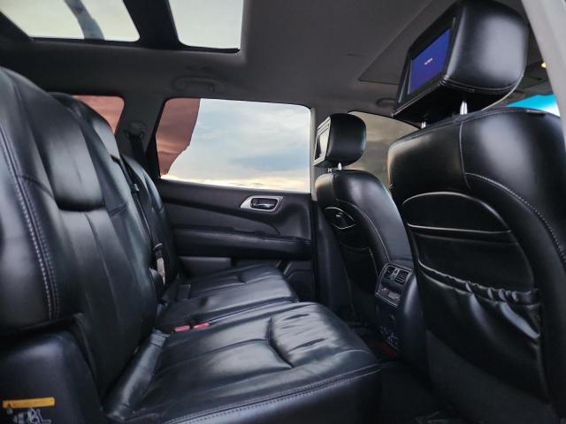 Nissan Pathfinder S Image 9