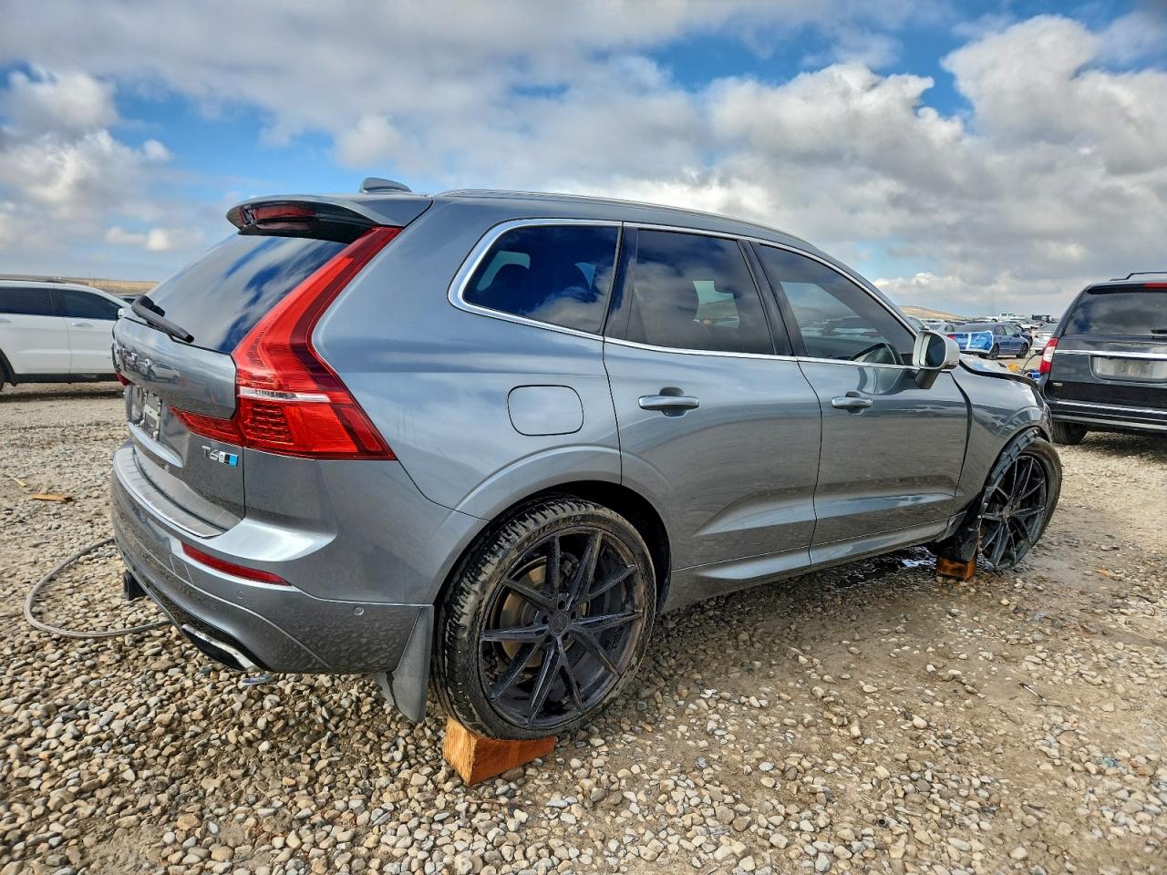 Volvo XC60 T6 R-design Image 13