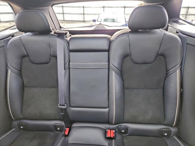 Volvo XC60 T6 R-design Image 7