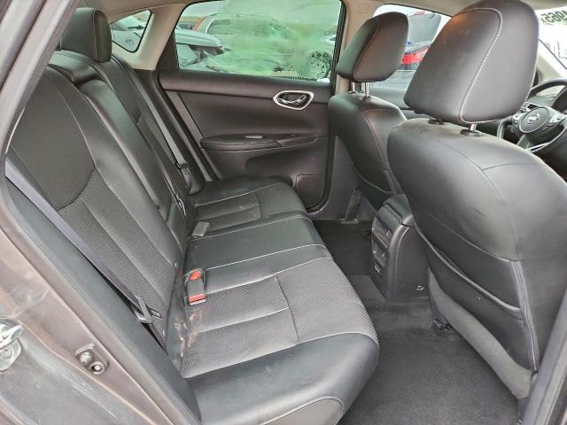 Nissan Sentra S Image 2