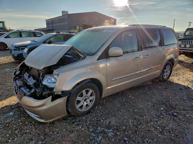  Salvage Chrysler Minivan