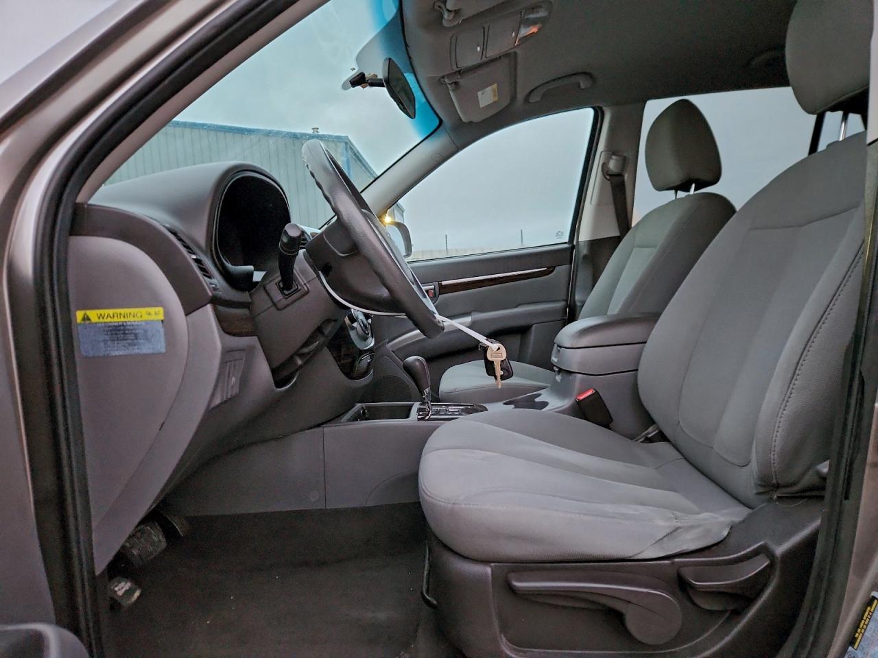 Hyundai SANTA FE Gls Image 8