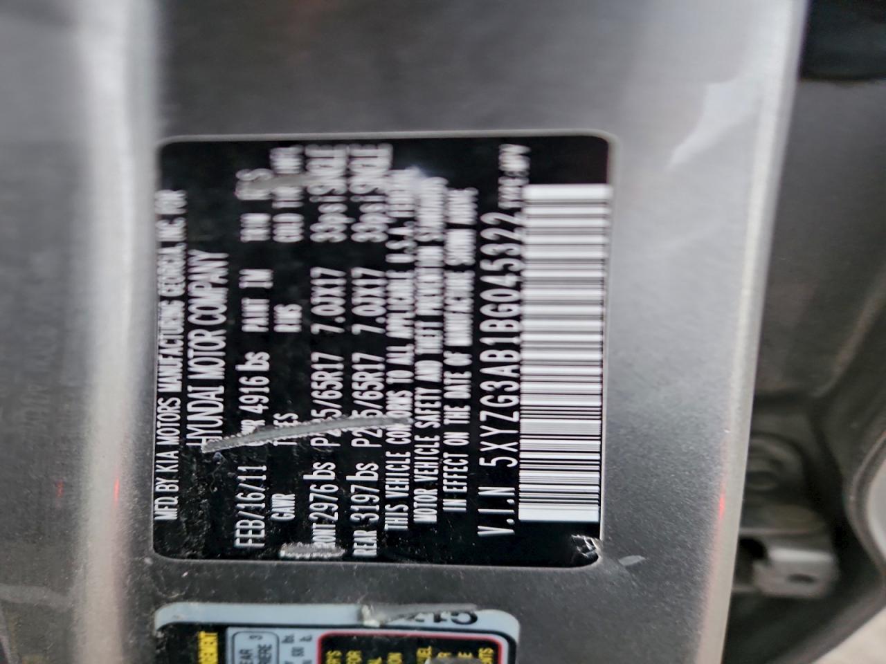 Hyundai SANTA FE Gls Image 9