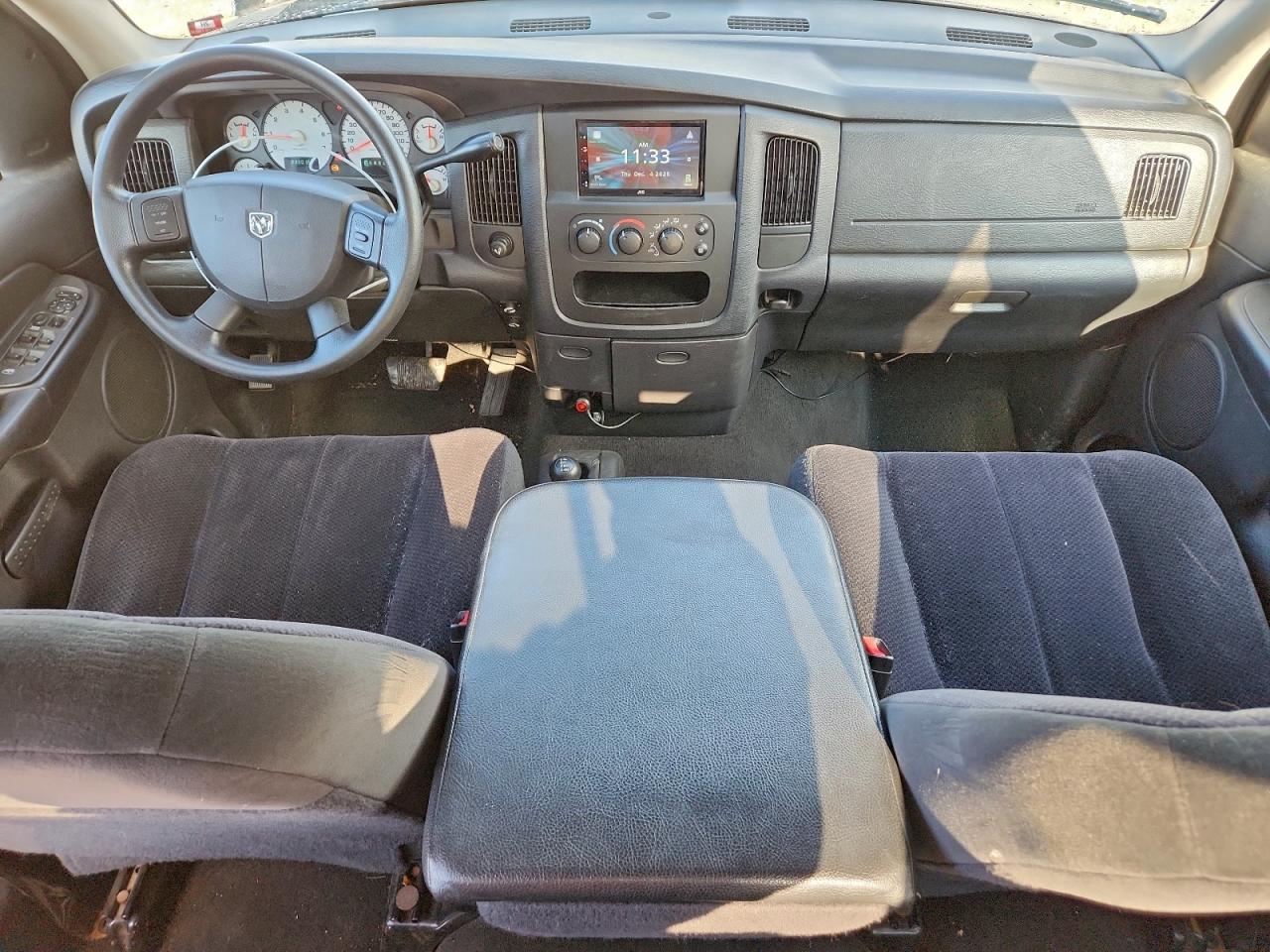 Dodge Ram 1500 St Image 8