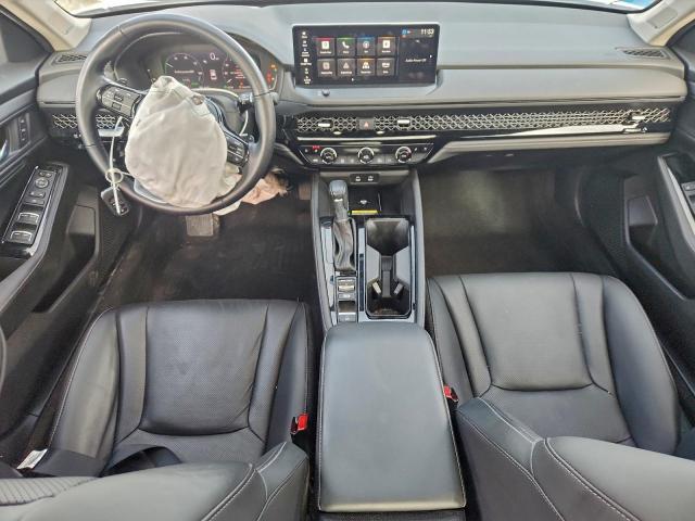 Honda Accord Touring Hybrid Image 4