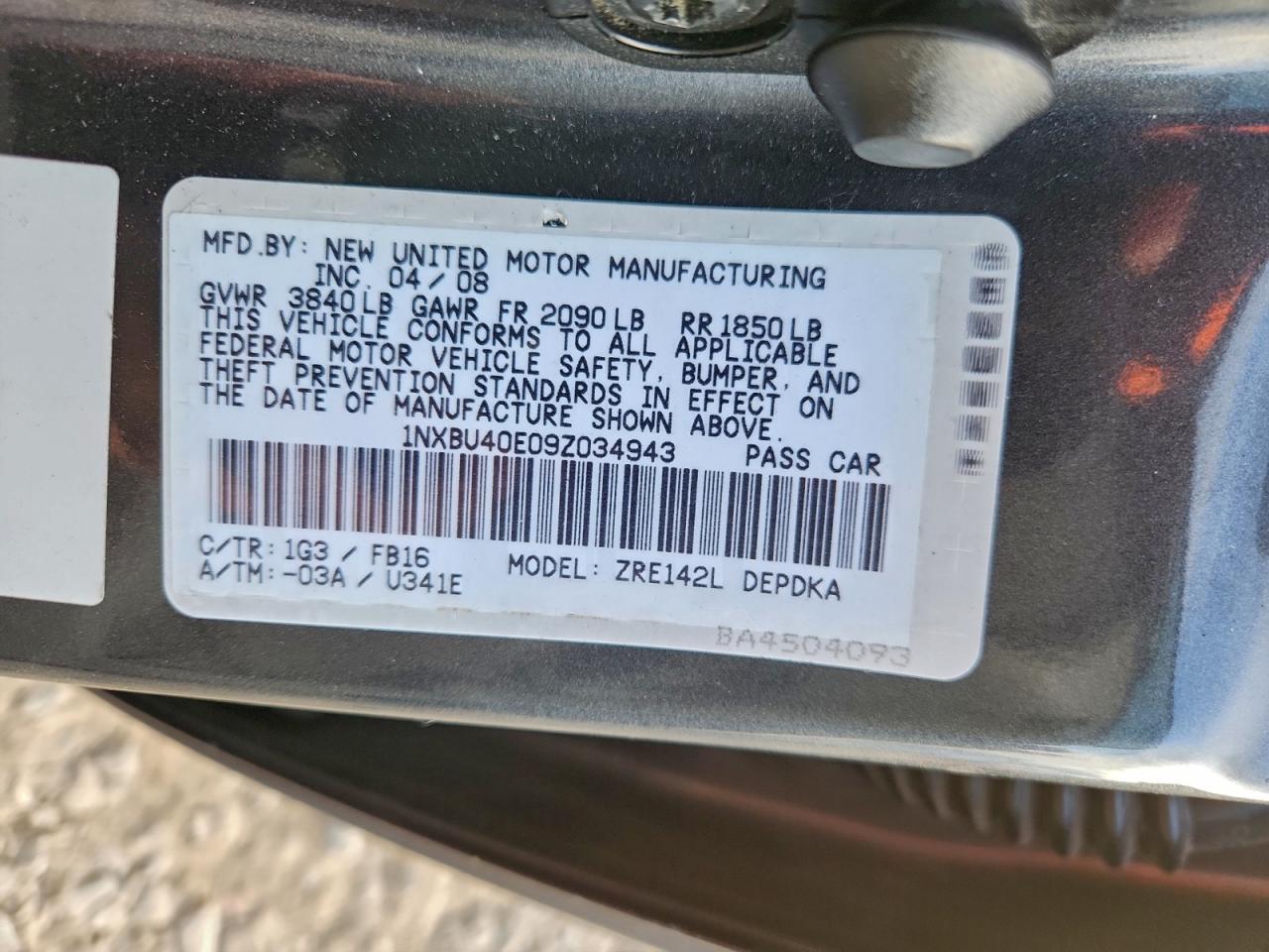 Toyota Corolla Base Image 12