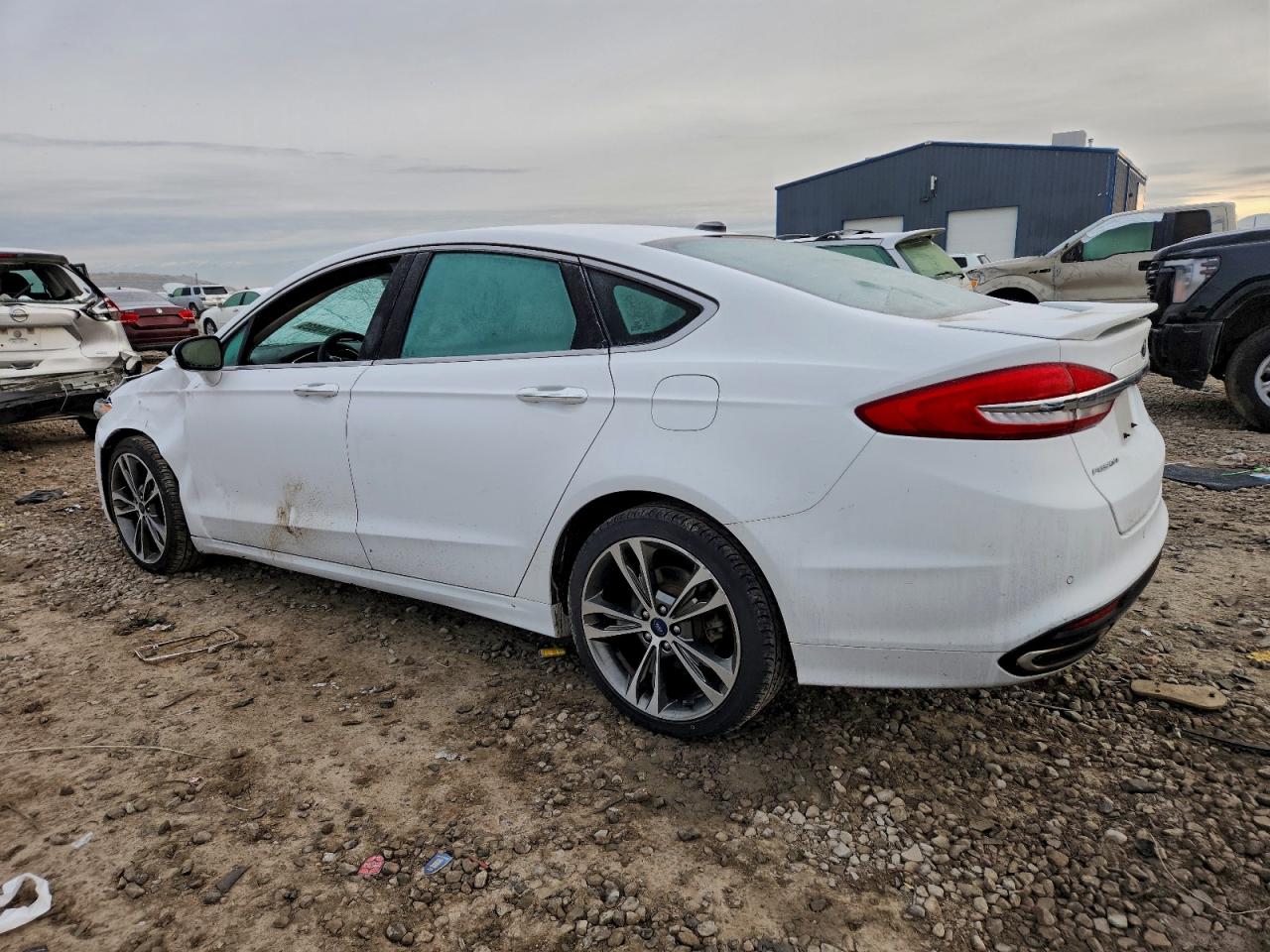 Ford Fusion Titanium Image 4