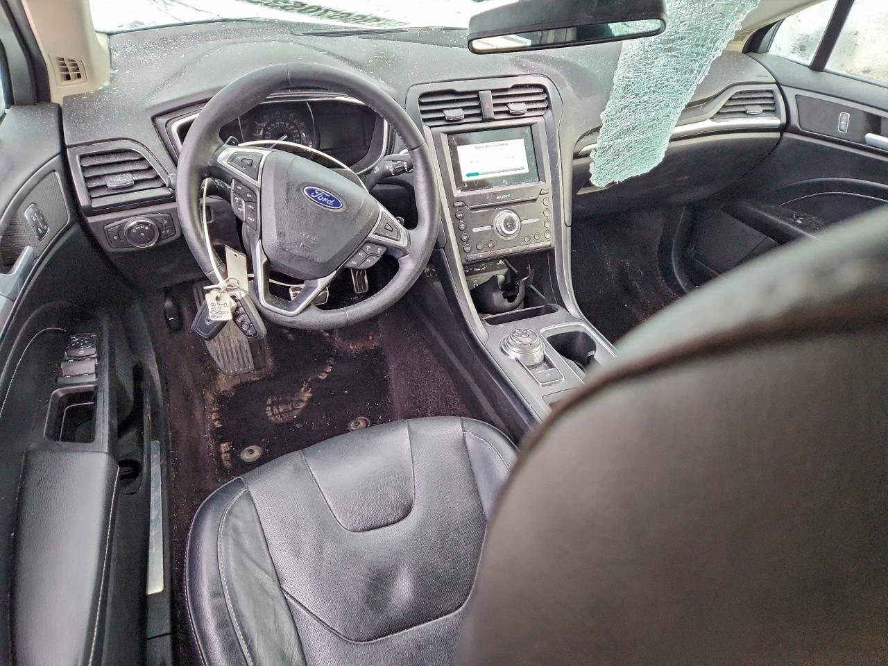 Ford Fusion Titanium Image 5