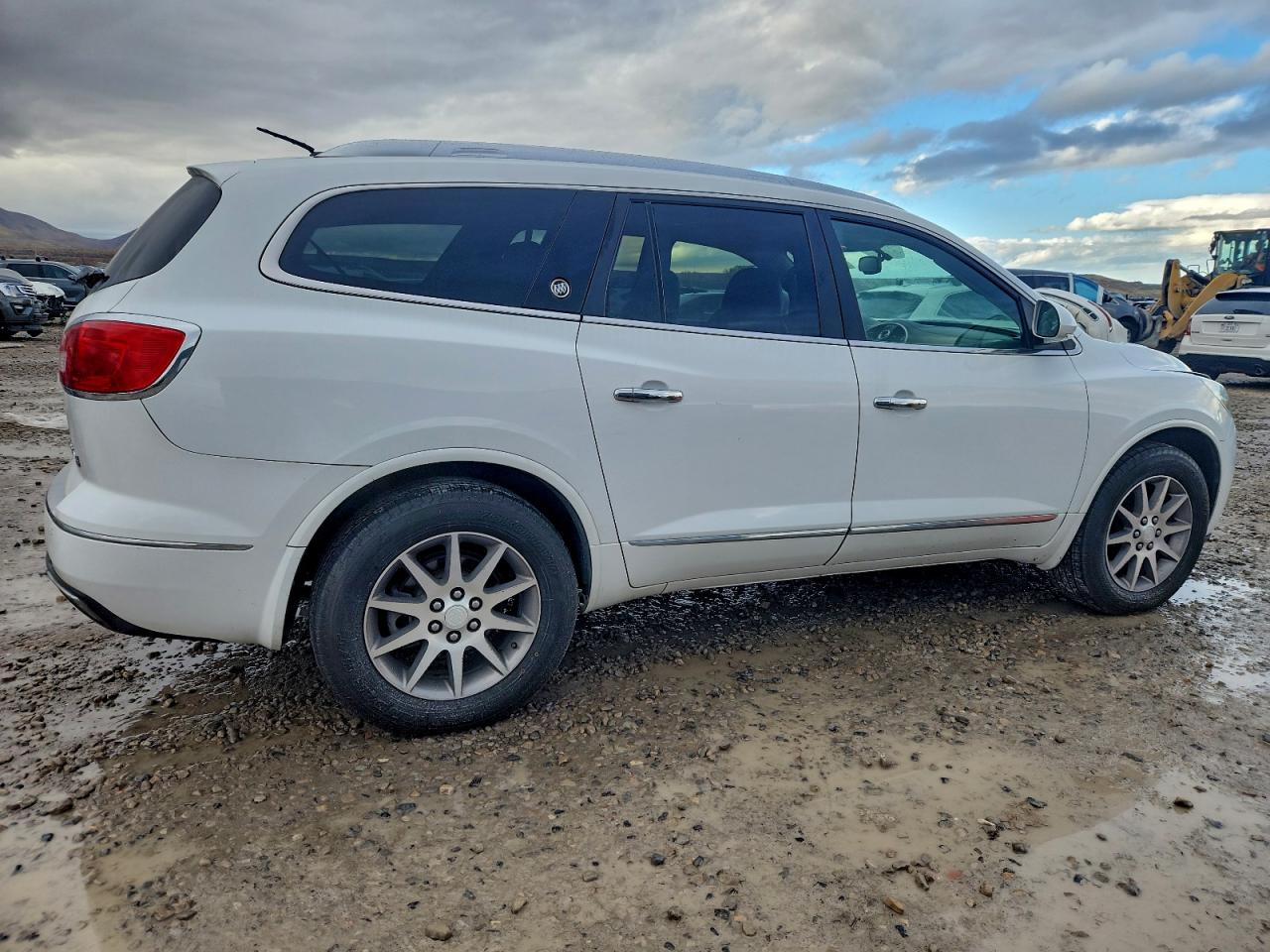 Buick Enclave Image 5