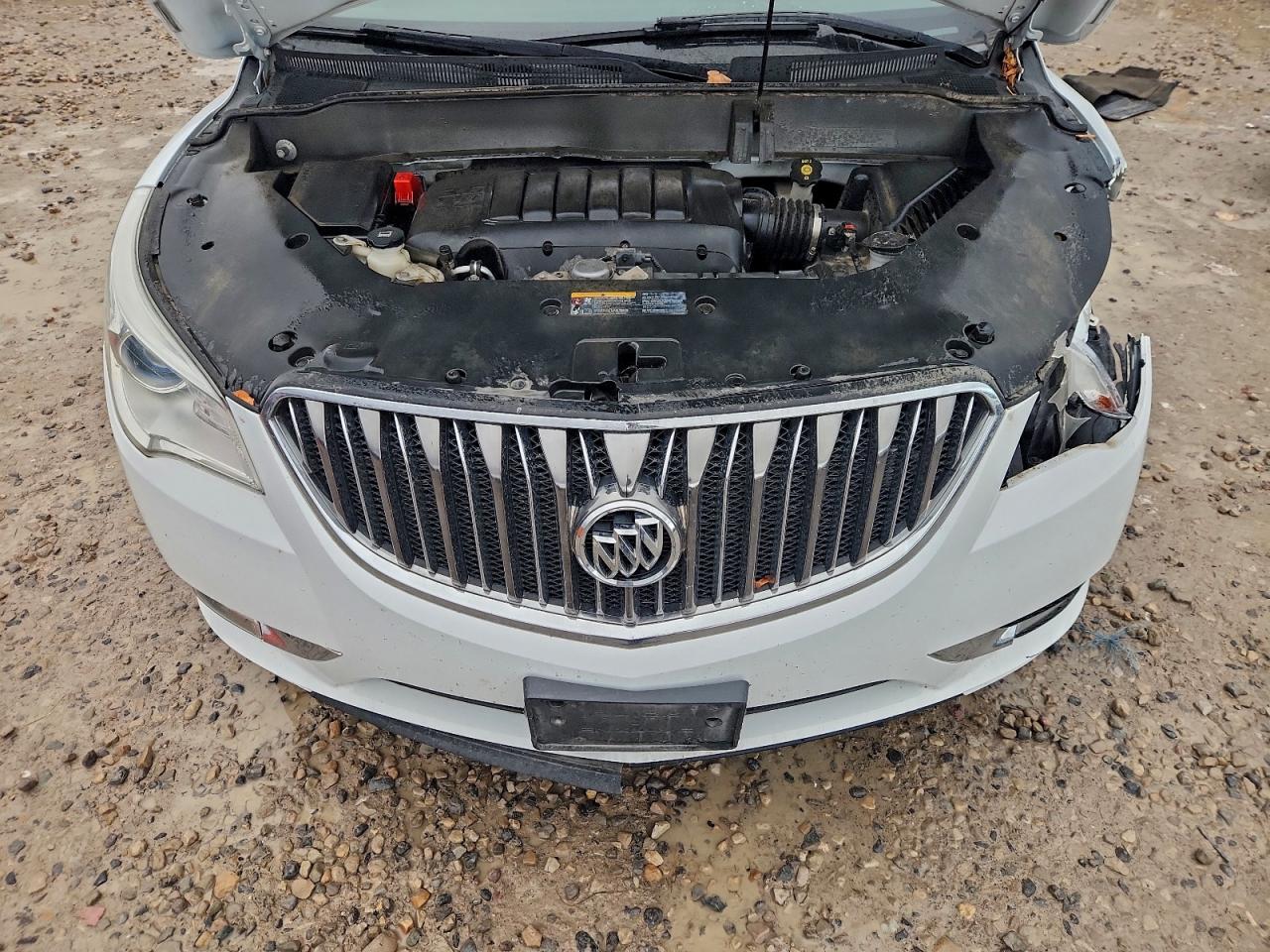 Buick Enclave Image 12