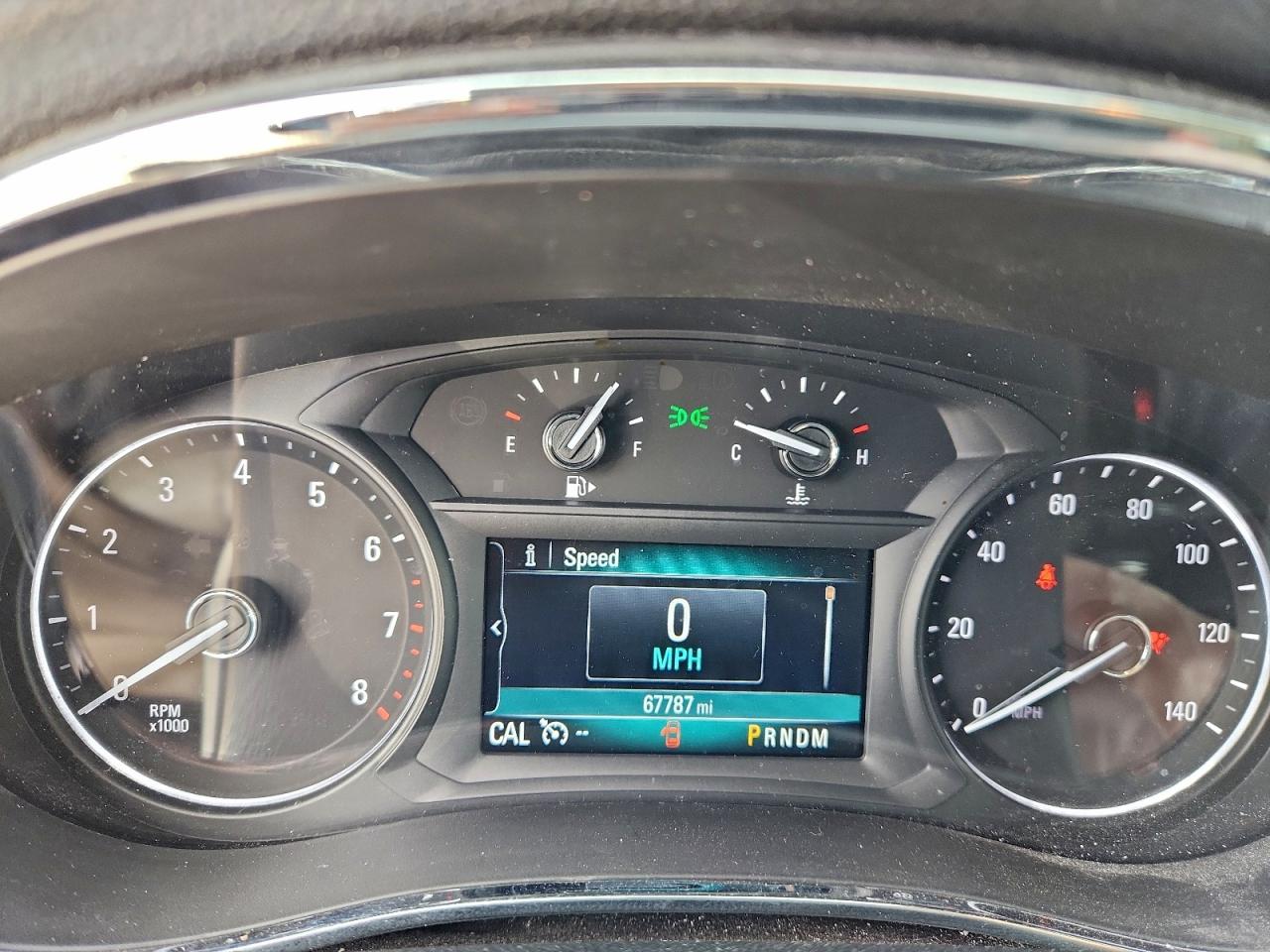 Buick Encore Essence Image 8