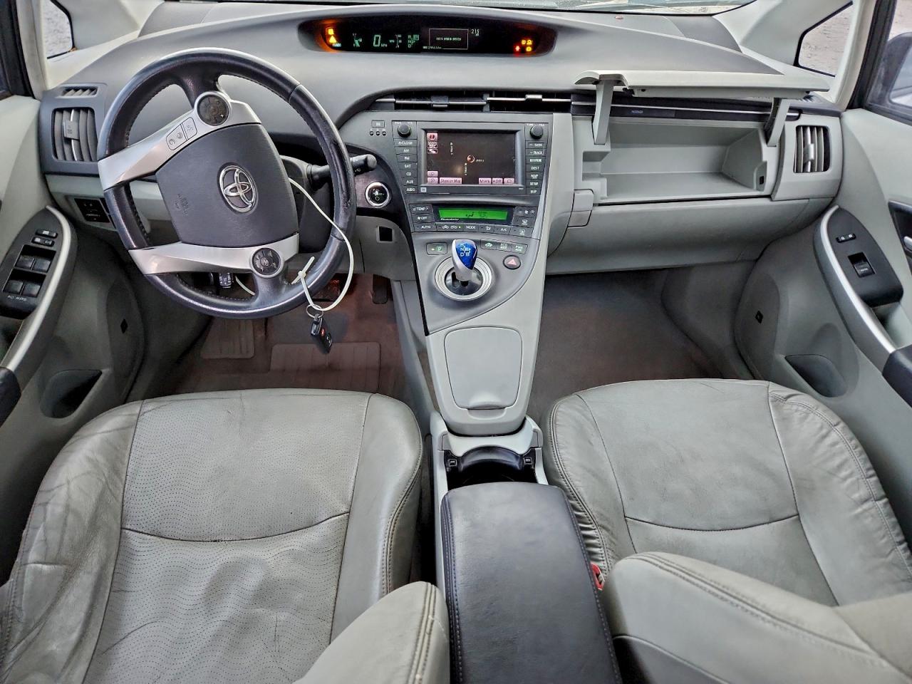 Toyota Prius Image 6