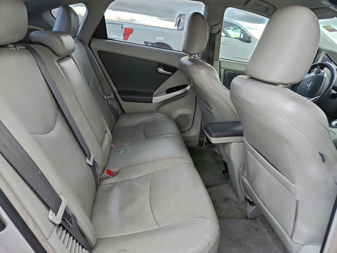 Toyota Prius Image 5