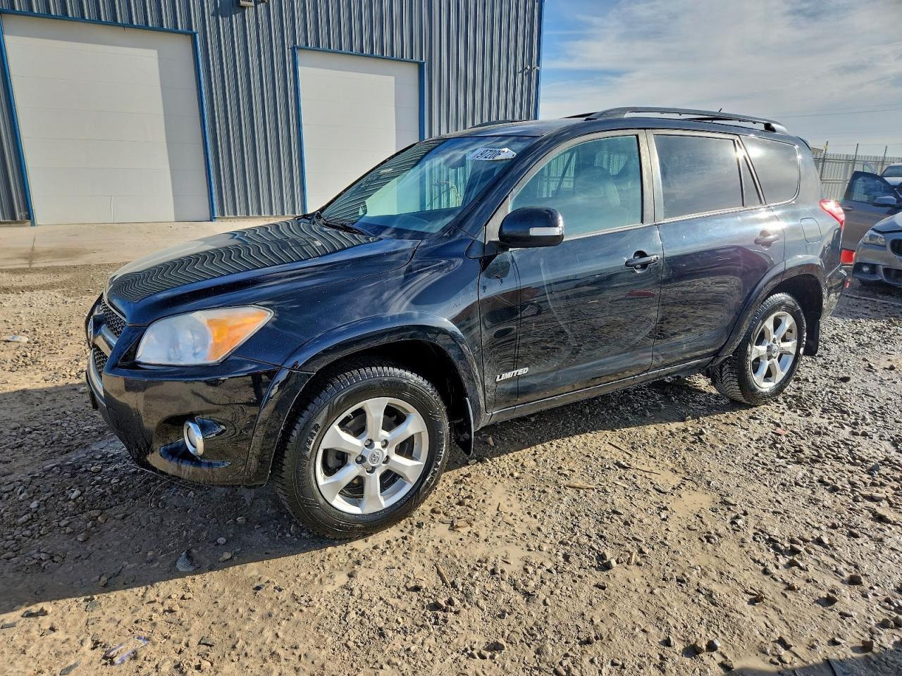 Toyota RAV4 Limited Image 1