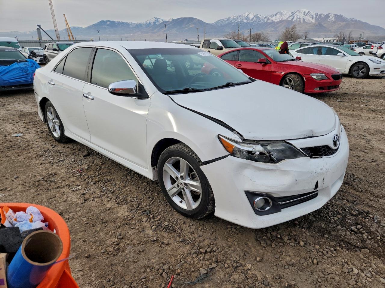 Toyota Camry L Image 10