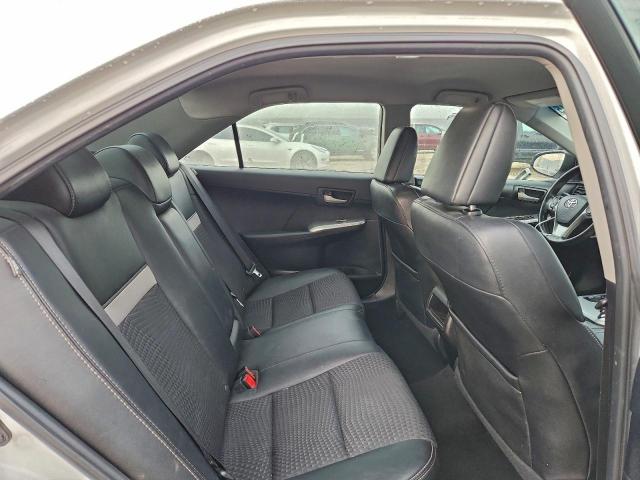 Toyota Camry L Image 4