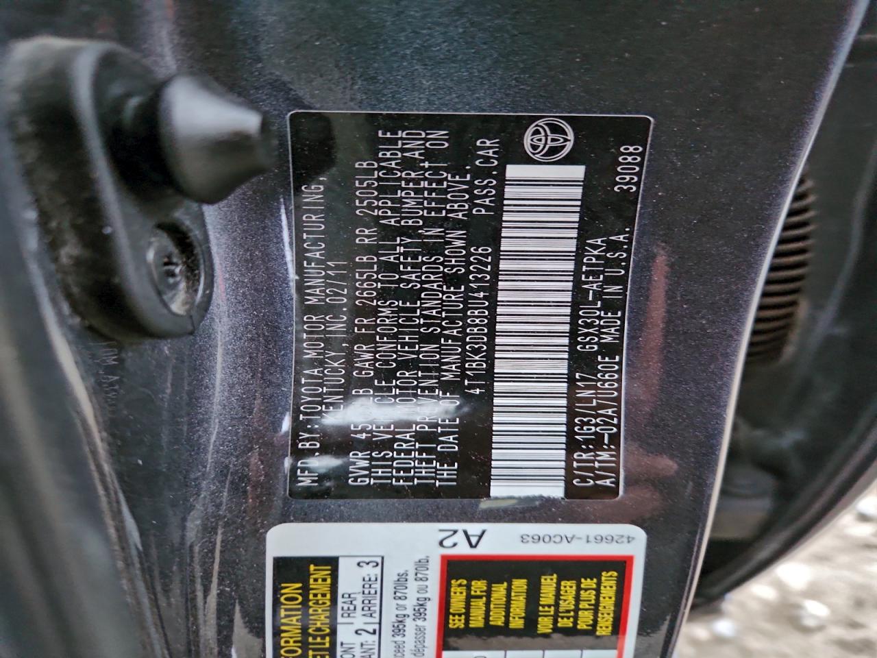 Toyota Avalon Base Image 2