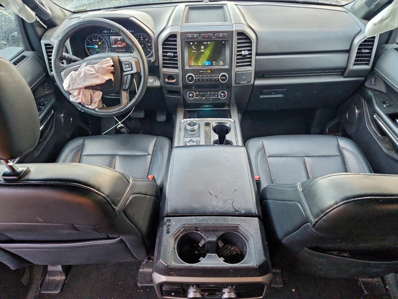 Ford Expedition Xlt Image 9