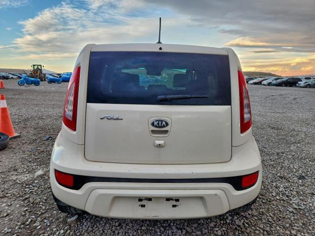 Kia Soul + Image 3