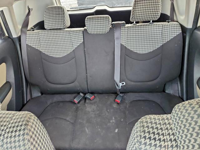 Kia Soul + Image 10
