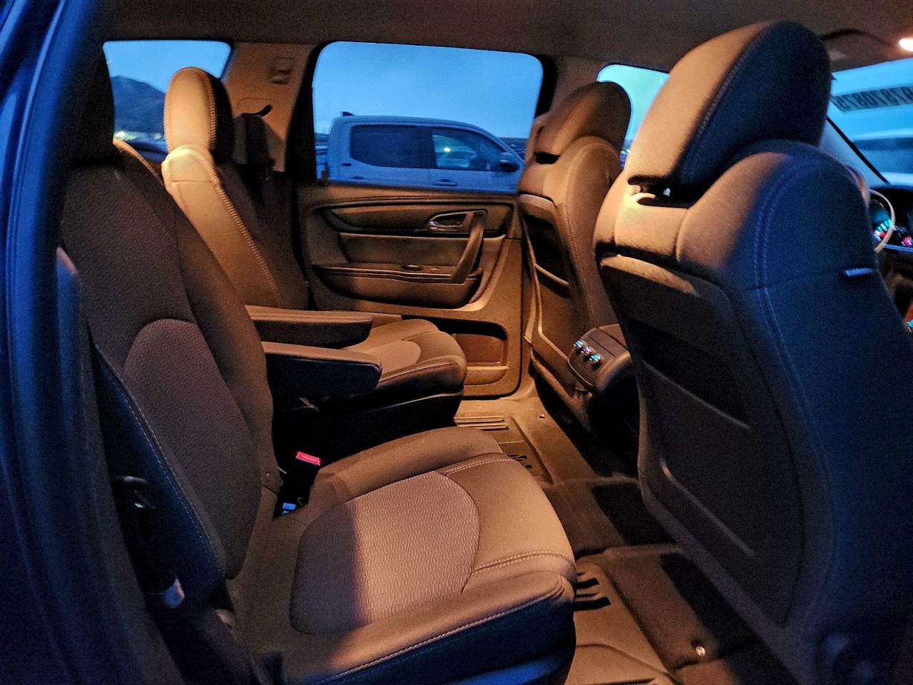 Chevrolet Traverse Lt Image 13