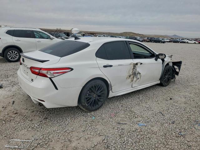 Toyota Camry Se Image 7