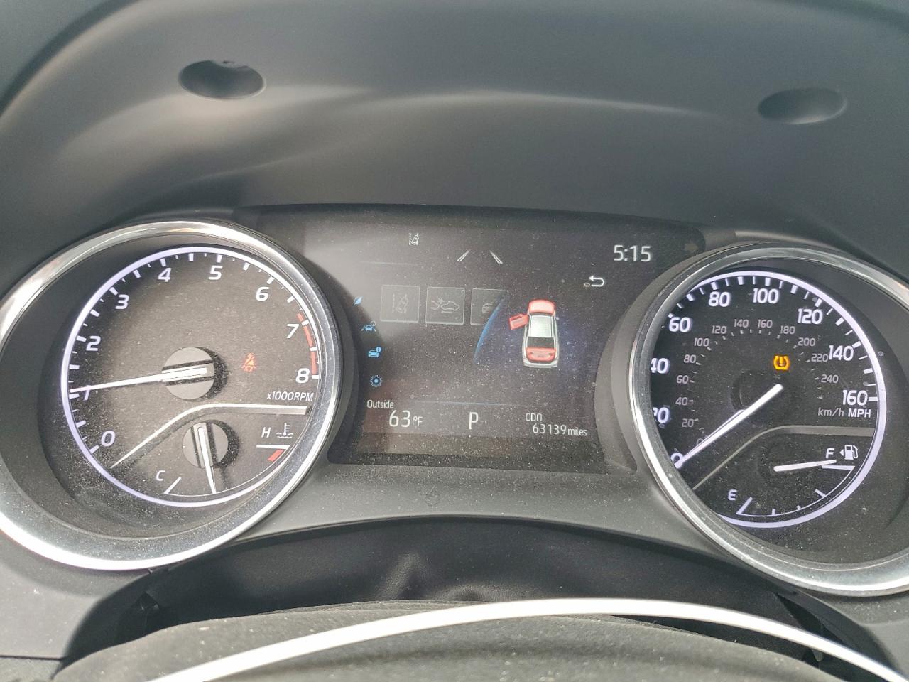 Toyota Camry Se Image 3