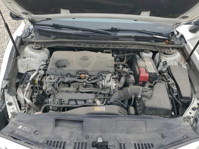 Toyota Camry Se Image 4