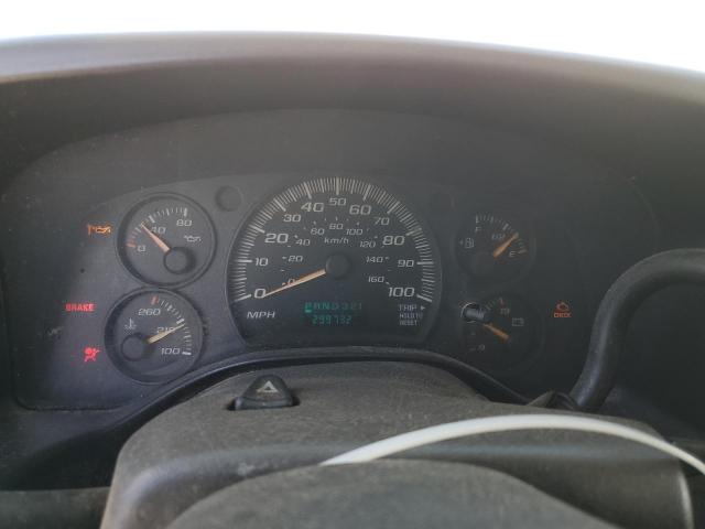 Chevrolet Express Image 10