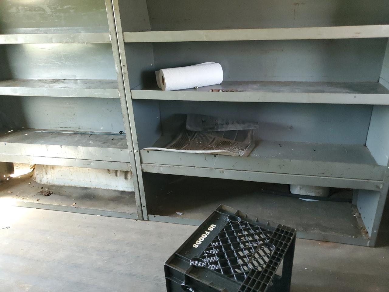 Chevrolet Express Image 11