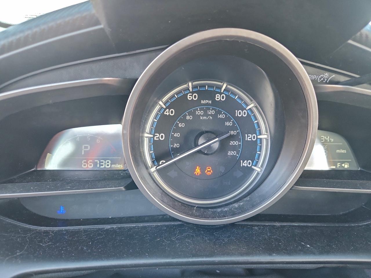 Toyota Yaris L Image 7