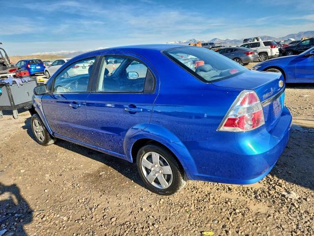 Chevrolet Aveo Base Image 12