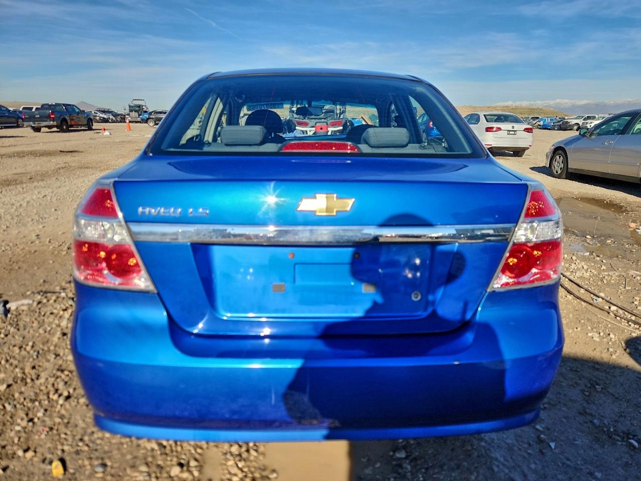 Chevrolet Aveo Base Image 4