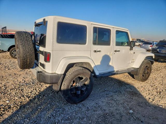 Jeep Wrangler Sahara Image 9