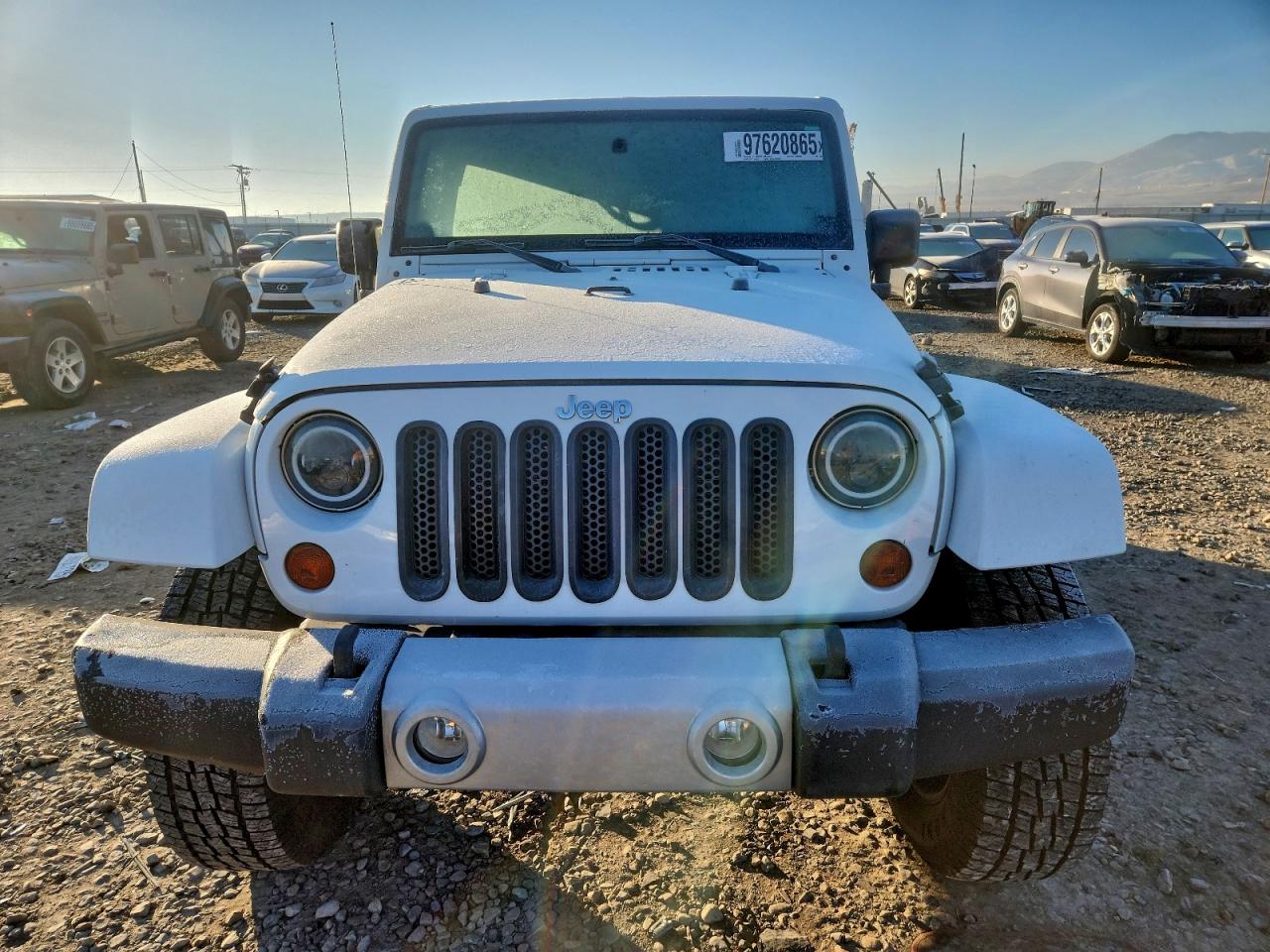 Jeep Wrangler Sahara Image 6