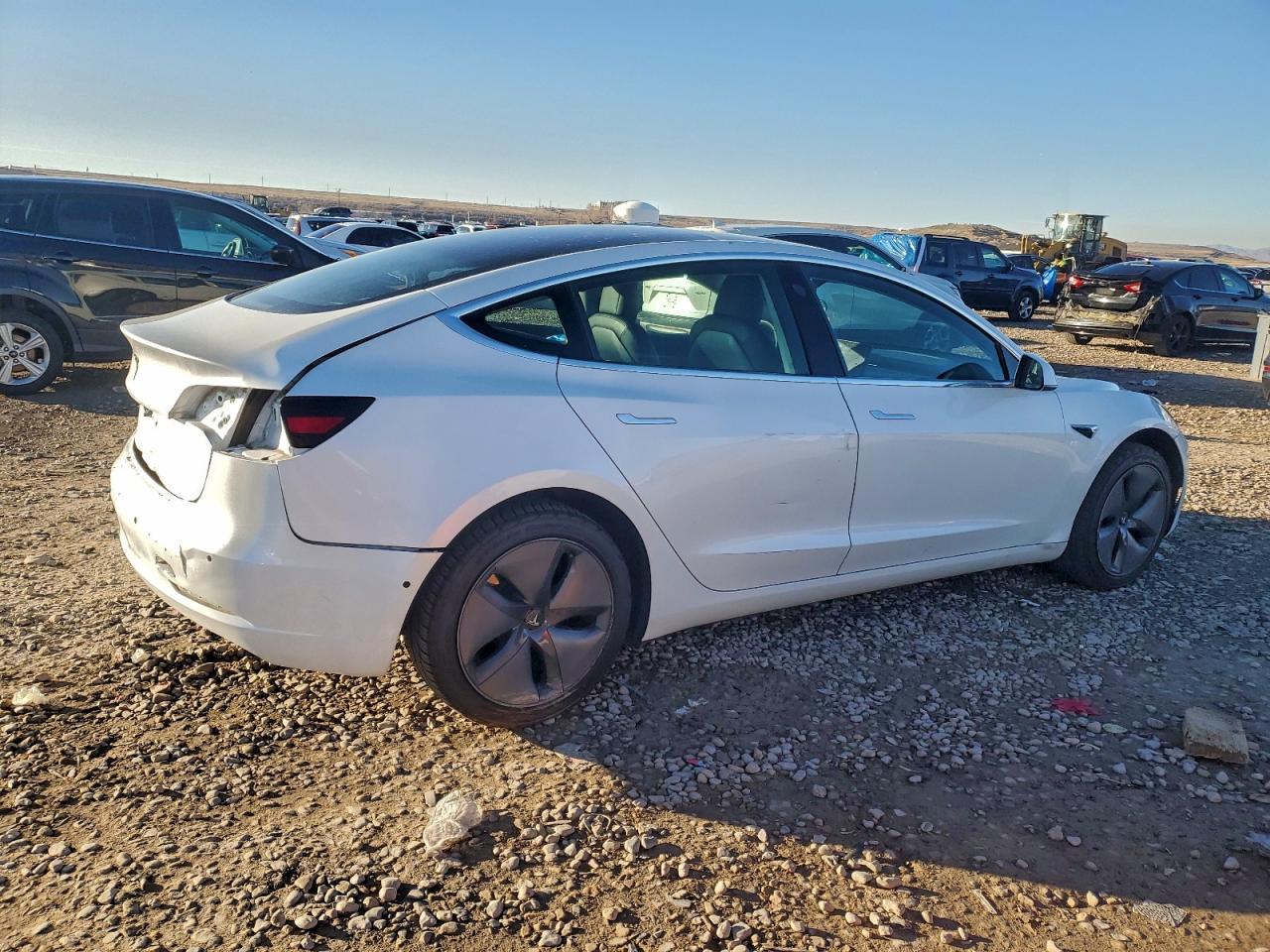 Tesla Model 3 Image 3