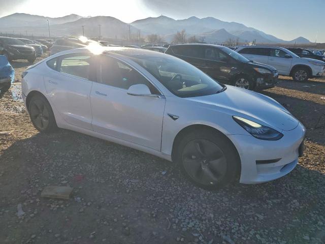 Tesla Model 3 Image 2