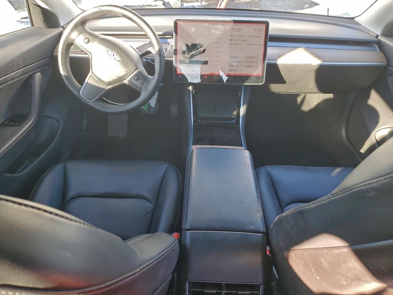 Tesla Model 3 Image 13