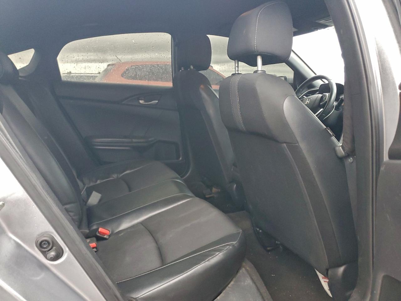 Honda Civic Sport Image 8