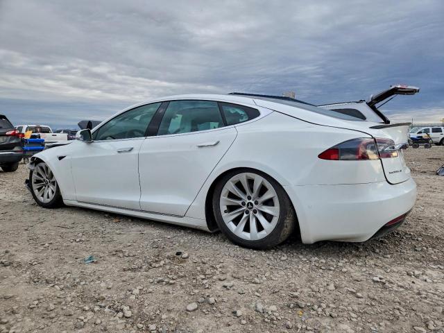 Tesla Model S Image 2