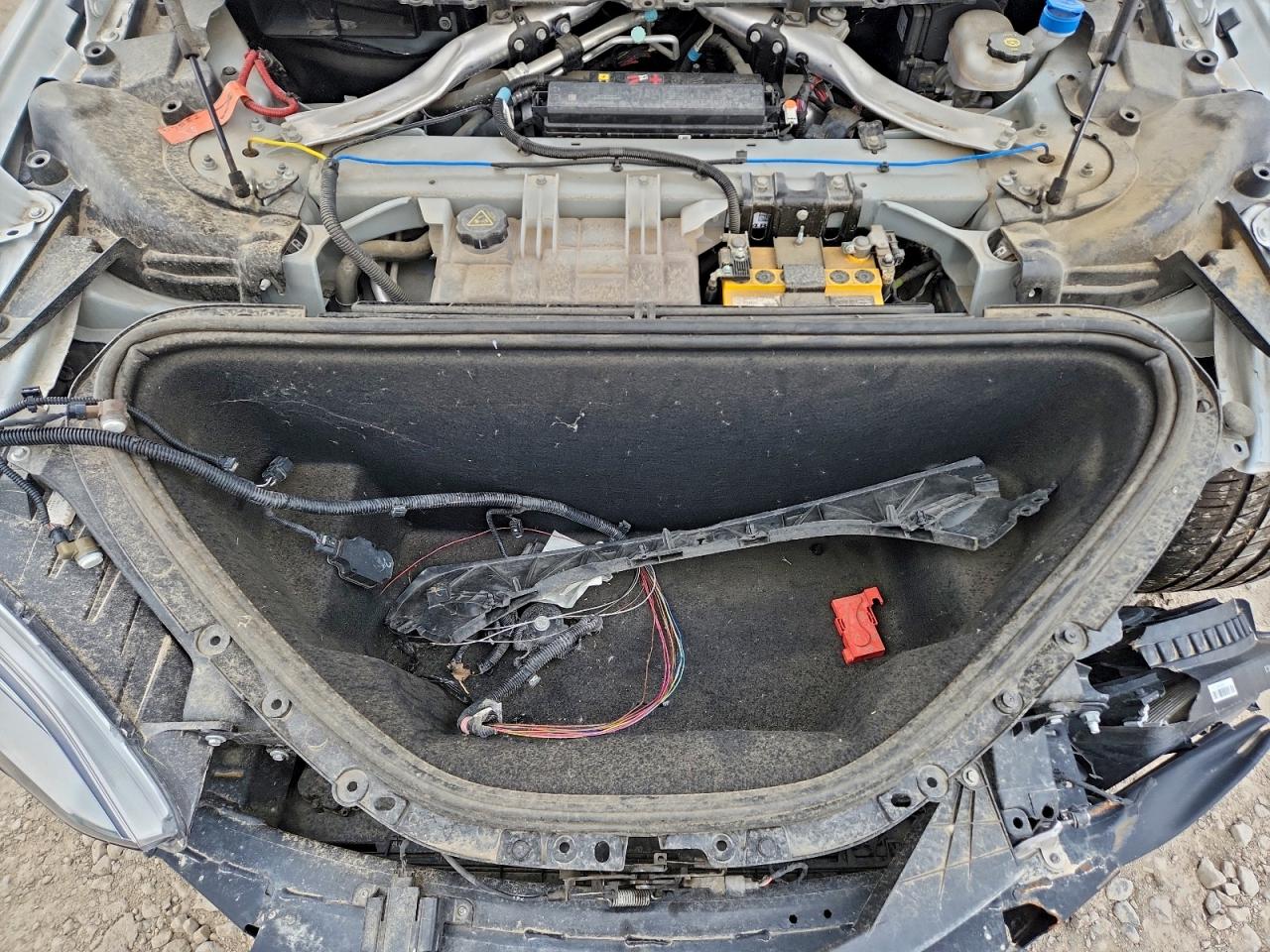 Tesla Model S Image 9