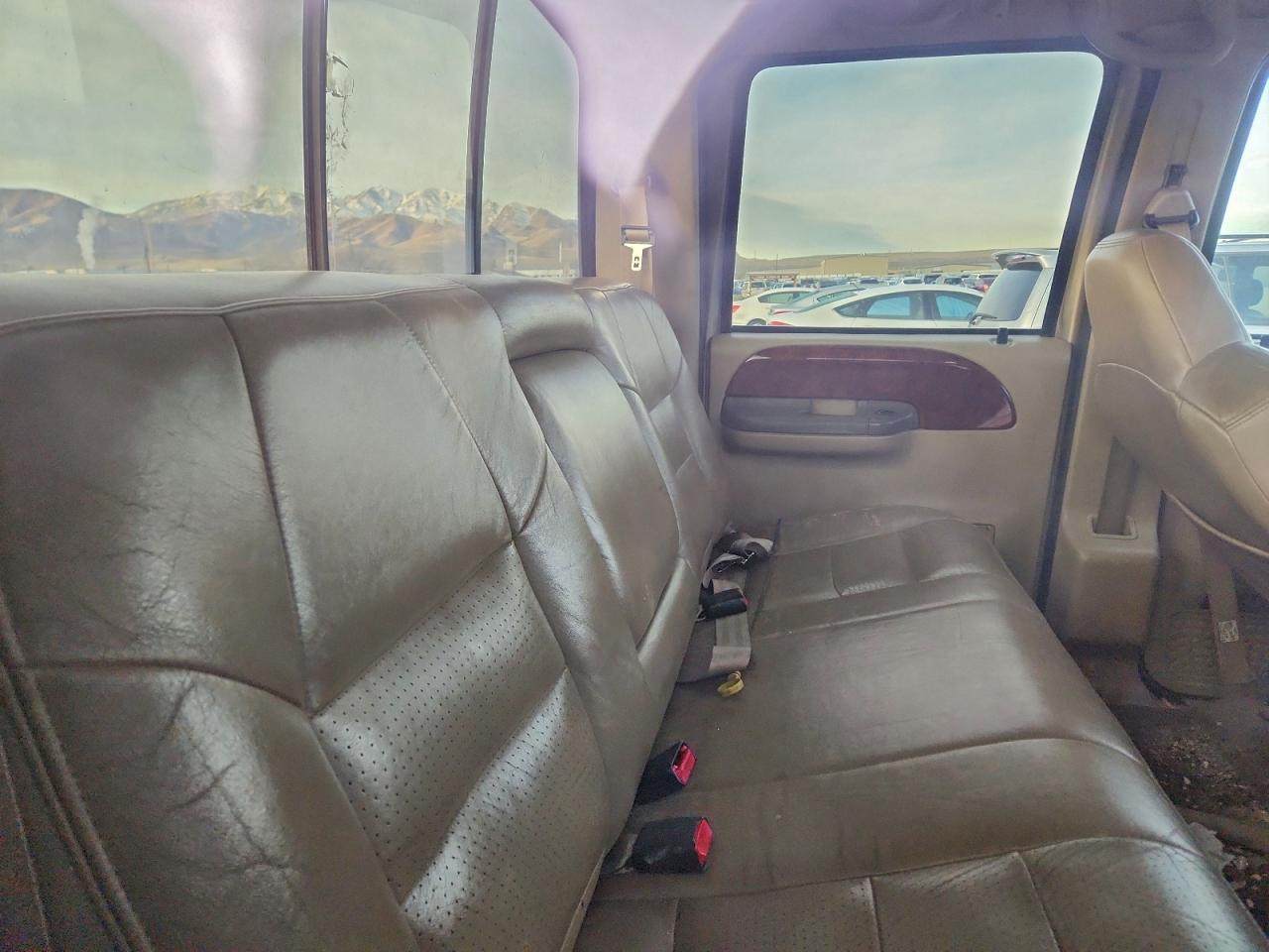 Ford F-250 Super Duty Image 9